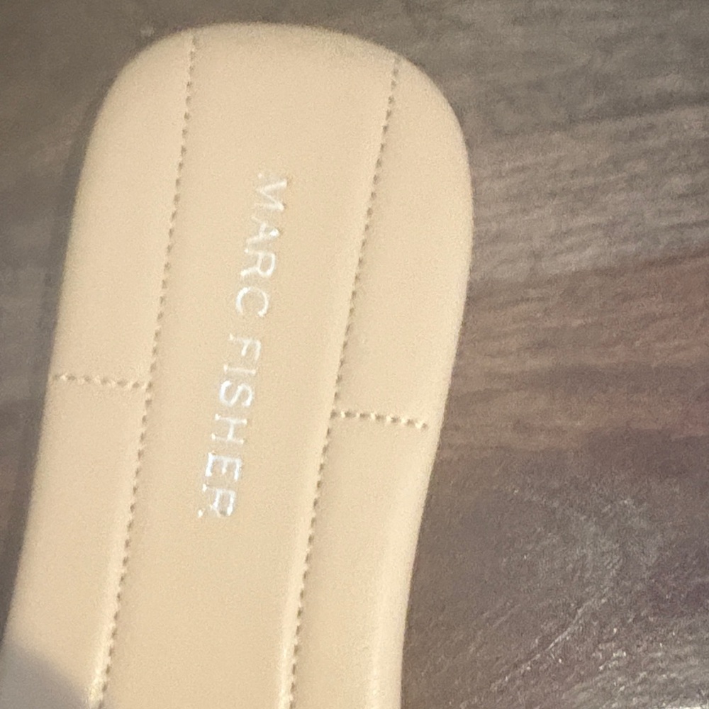 Marc Fisher Women's Tan Knotted Slide Sandals - Picture 2 of 3